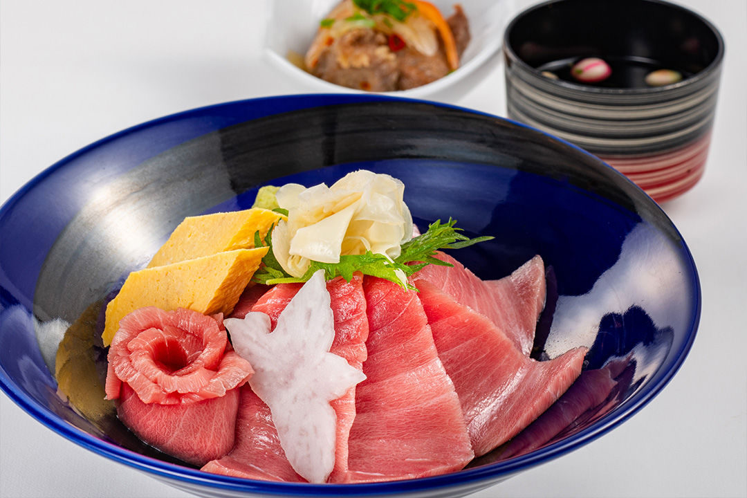 天然本マグロの鉄火丼