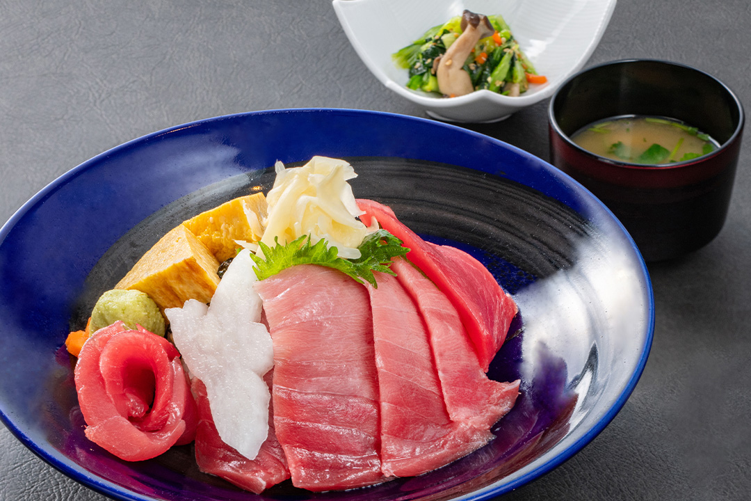 Natural Bluefin Tuna Tekkadon (Tuna Rice Bowl)