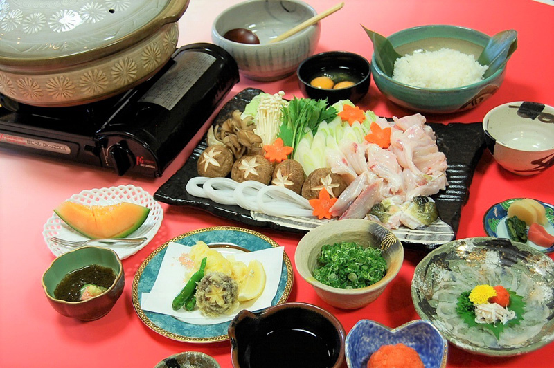 一志温泉食事/ふぐコース