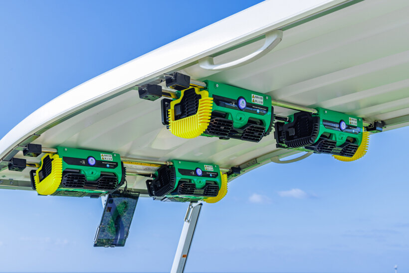 送風機を設置したゴルフカート